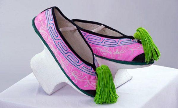 manchurian-flower-pot-shoes