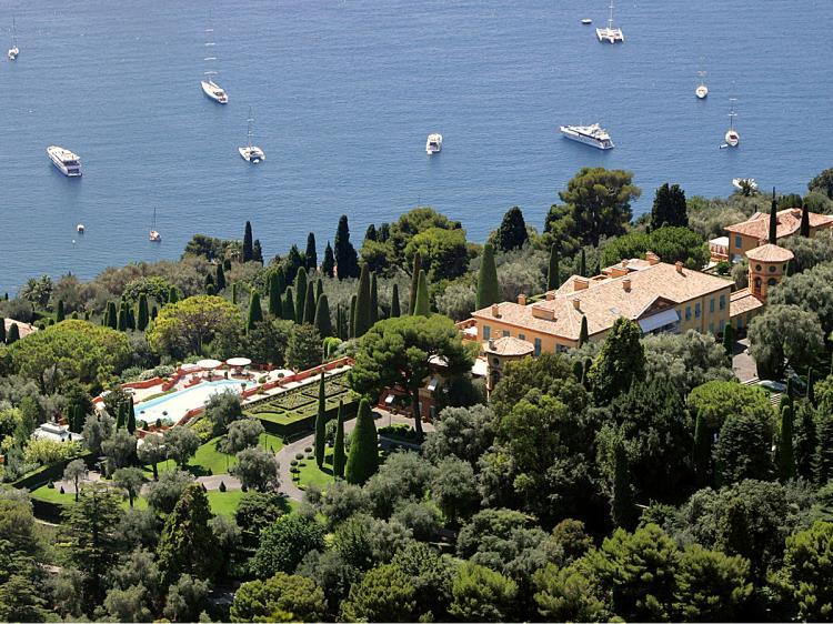<a><img src="https://www.theepochtimes.com/assets/uploads/2015/09/russia97130722.jpg" alt="SPRAWLING: Leopolda estate, in Villefranche-sur-Mer, French Riviera, August 2008. The estate was sold to Russian billionaire Mikhail Prokhorov for &#8364 370 million (US$503.6 million), plus &#8364 19.5 million (US$26.5) for the furniture in August 2008 but later the Russian magnate refused to clinch the deal. Originally built by King Leopold II of Belgium at the beginning of 1900, the cream-colored villa is set in 20 acres of gardens overlooking Cap Ferrat, near Villefranche-sur-Mer. (Eric Estrade/AFP/Getty Images)" title="SPRAWLING: Leopolda estate, in Villefranche-sur-Mer, French Riviera, August 2008. The estate was sold to Russian billionaire Mikhail Prokhorov for &#8364 370 million (US$503.6 million), plus &#8364 19.5 million (US$26.5) for the furniture in August 2008 but later the Russian magnate refused to clinch the deal. Originally built by King Leopold II of Belgium at the beginning of 1900, the cream-colored villa is set in 20 acres of gardens overlooking Cap Ferrat, near Villefranche-sur-Mer. (Eric Estrade/AFP/Getty Images)" width="320" class="size-medium wp-image-1822510"/></a>