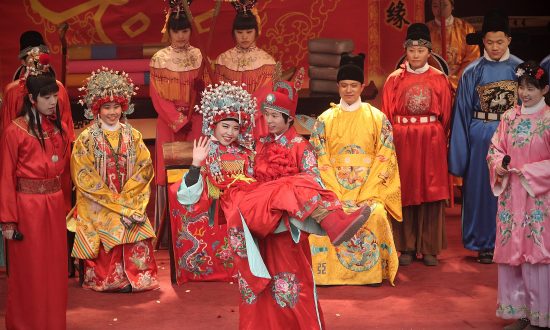 Your Guide To Traditional Chinese Wedding Etiquette