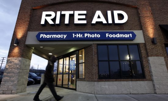 what is open christmas day walgreens rite aide cvs starbucks mcdonalds - Mcdonalds Open Christmas Day 2014 what is open christmas day walgreens rite aide cvs starbucks mcdonalds - Mcdonalds Open Christmas Day 2014