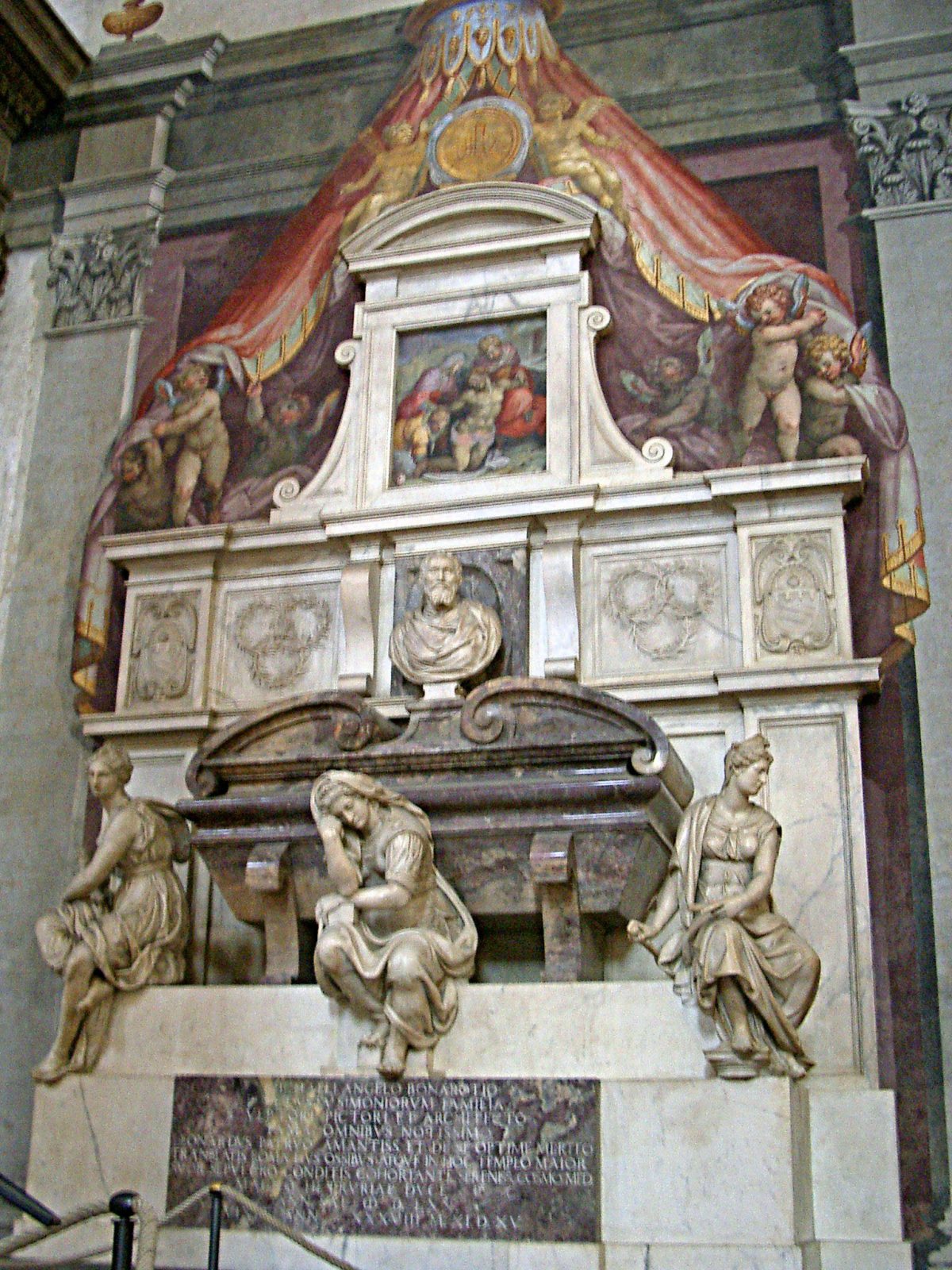 Michelangelo classical sculptures tomb florence